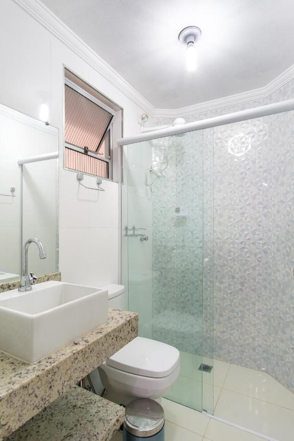 Apartamento A 100 Metros Da Praia - 01 Dormitorio - Edificio Agua Viva 乌巴图巴 外观 照片